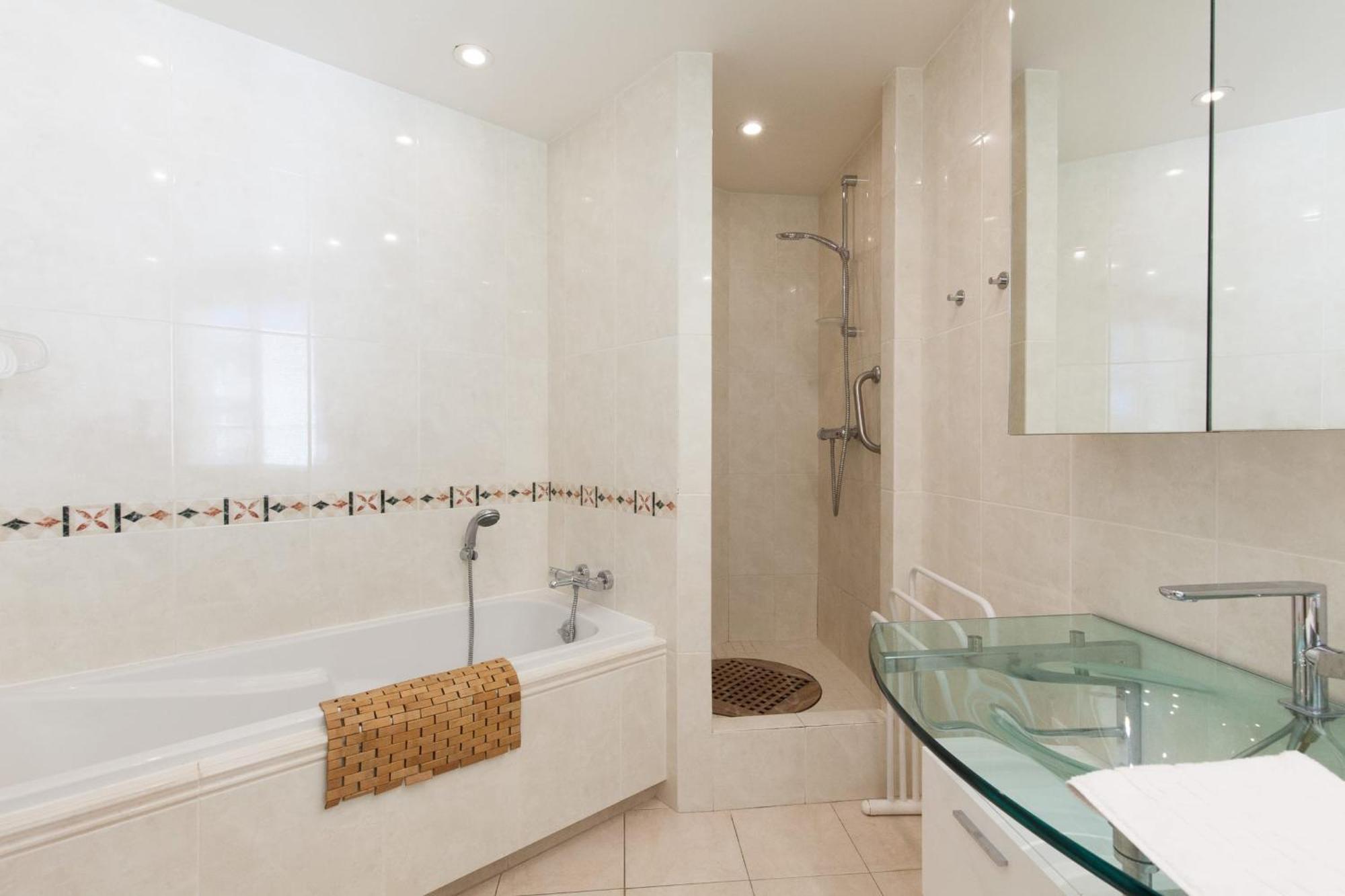 Sea View 95m With Large Terrace Croisette * Cannes