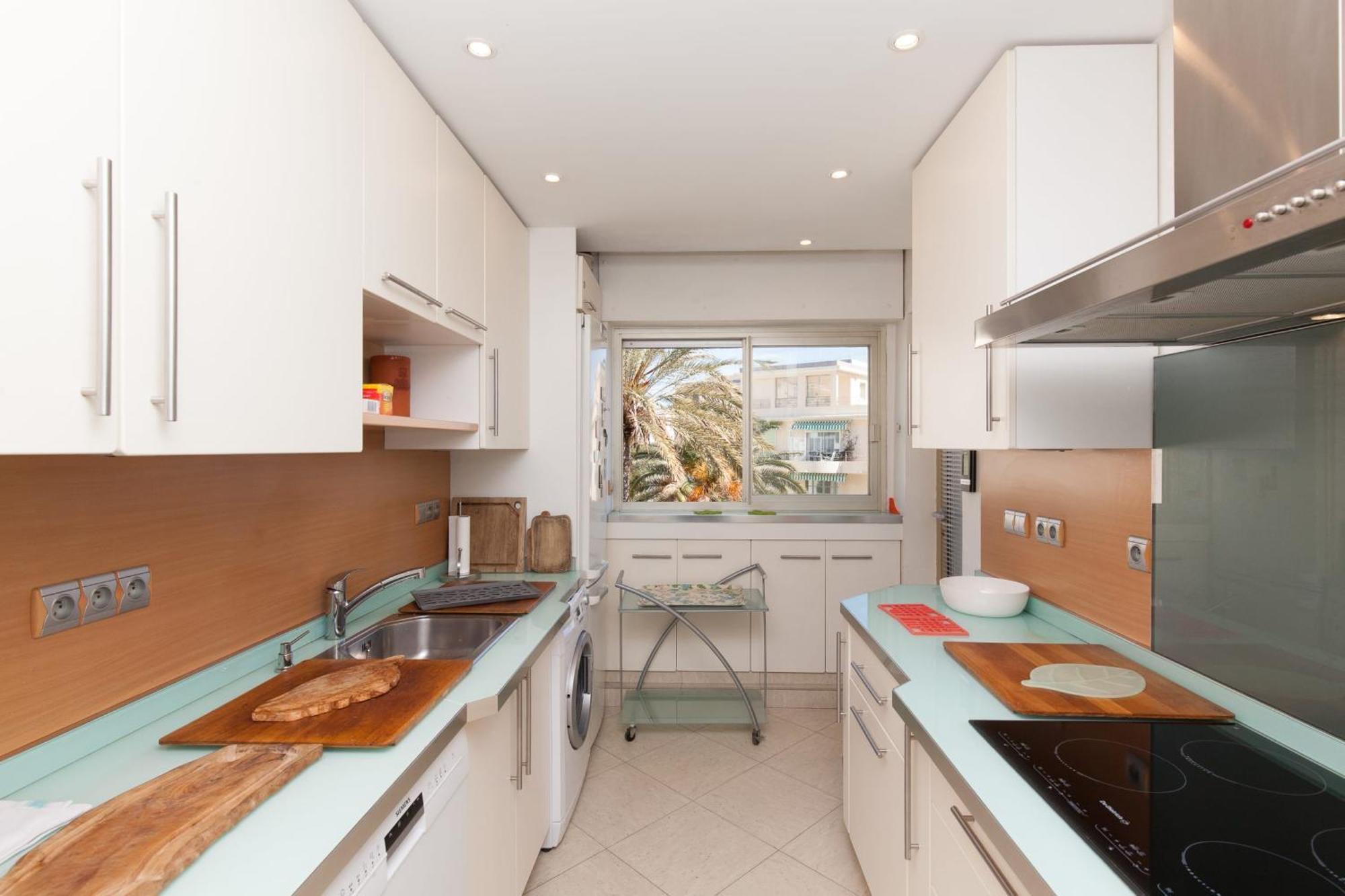 Sea View 95m With Large Terrace Croisette Apartment *