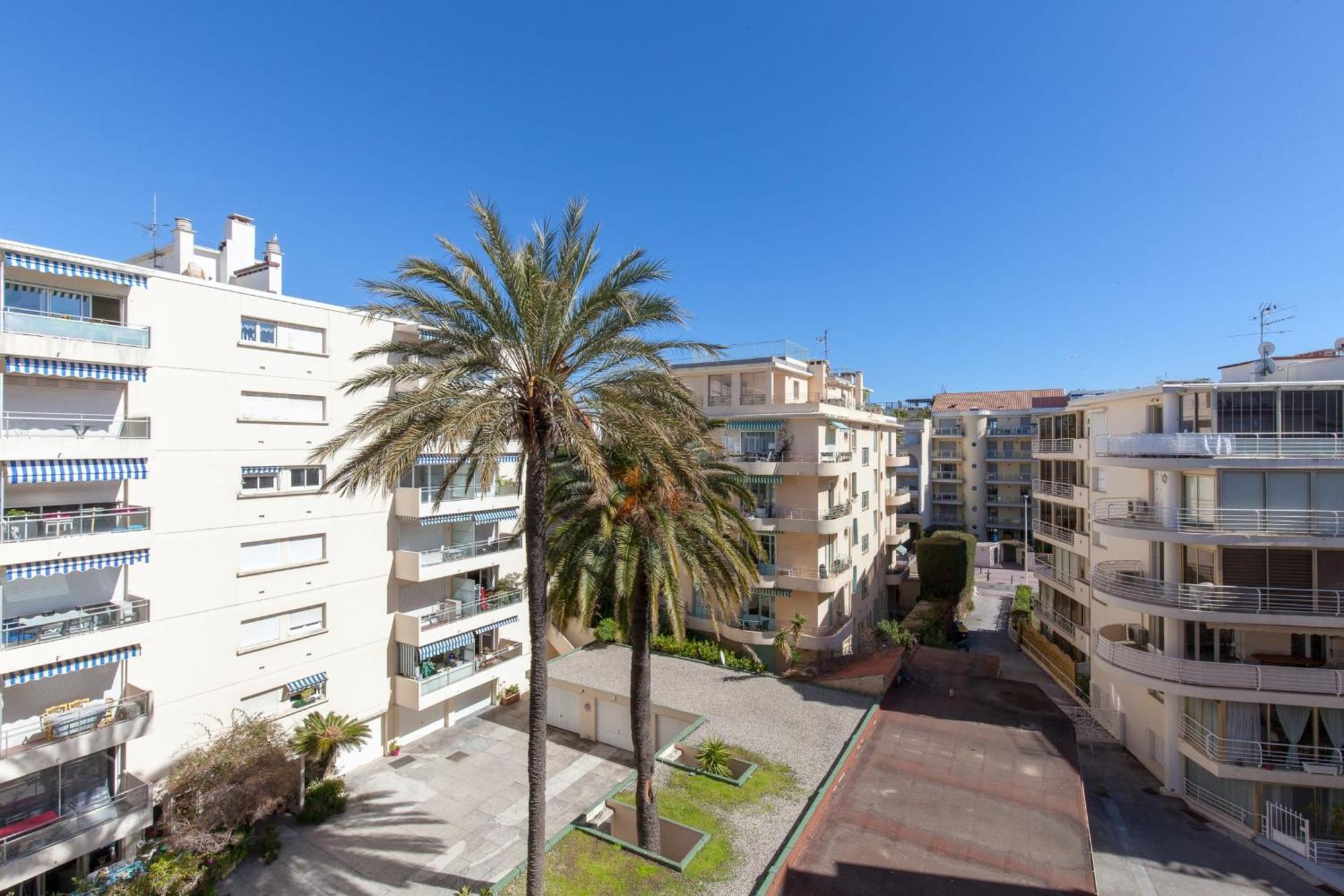 Sea View 95m With Large Terrace Croisette * Cannes